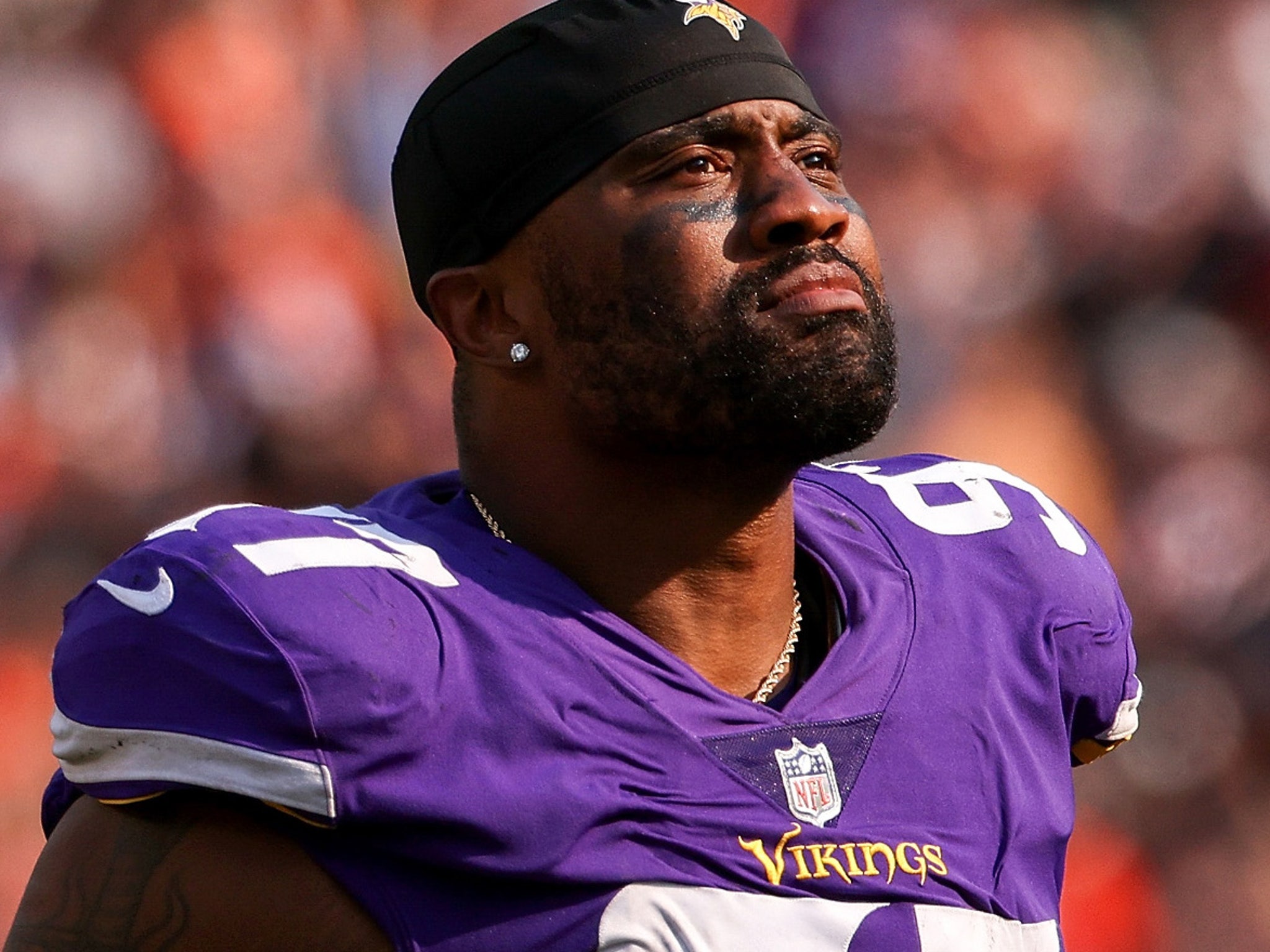 NFL's Everson Griffen Suffers Concussion In Car Crash After Swerving To  Miss Deer