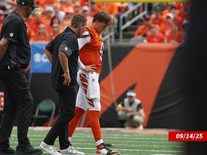 joe burrow injured getty