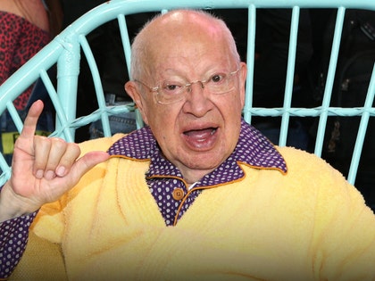 eduardo manzano main getty