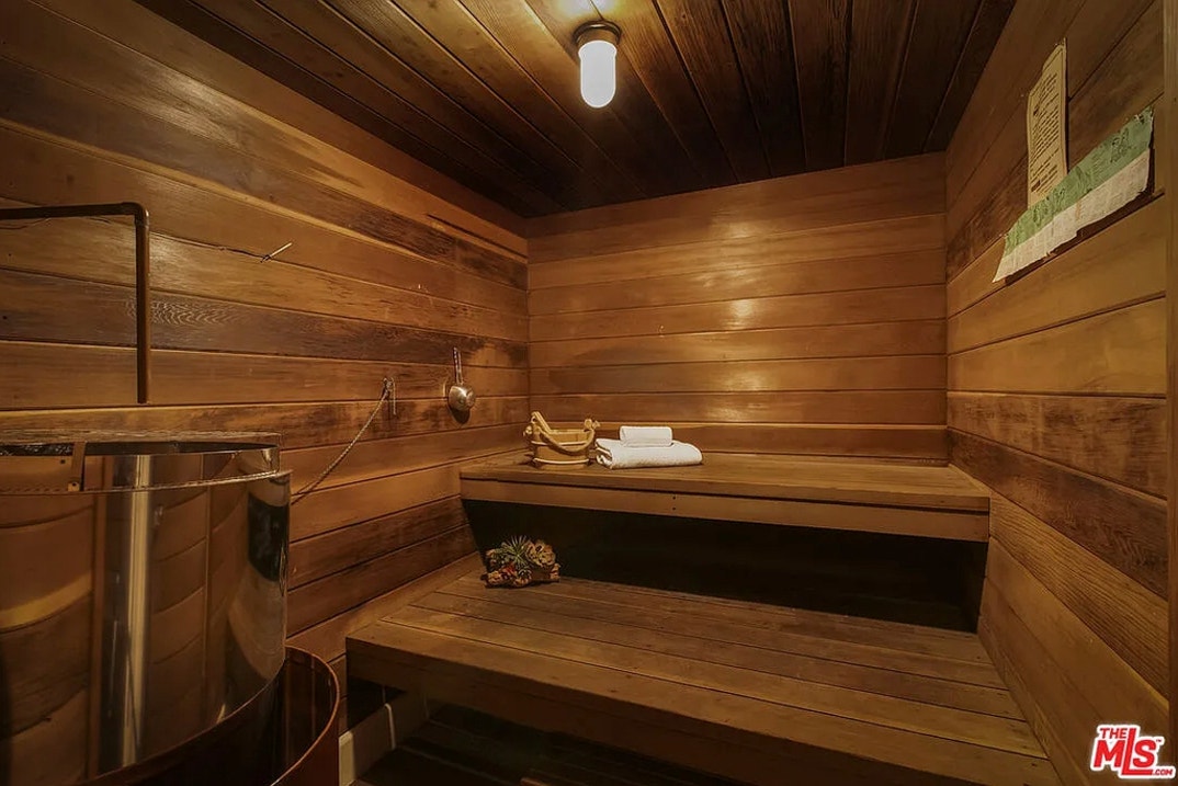 Colman Domingo Lists LA Home 21