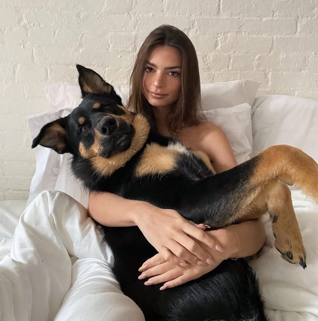 Emily Ratajkowski