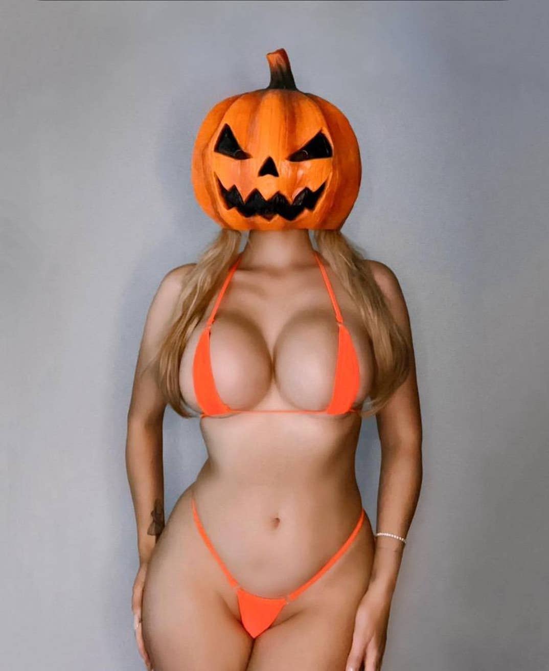 Emily Sears Sexy Costumes 13