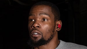 Kevin Durant Says 'Hell No' to Blaming Warriors for NBA Finals Injury