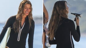 1208-Gisele-Bundchen-Miami-Surf-PRIMARY