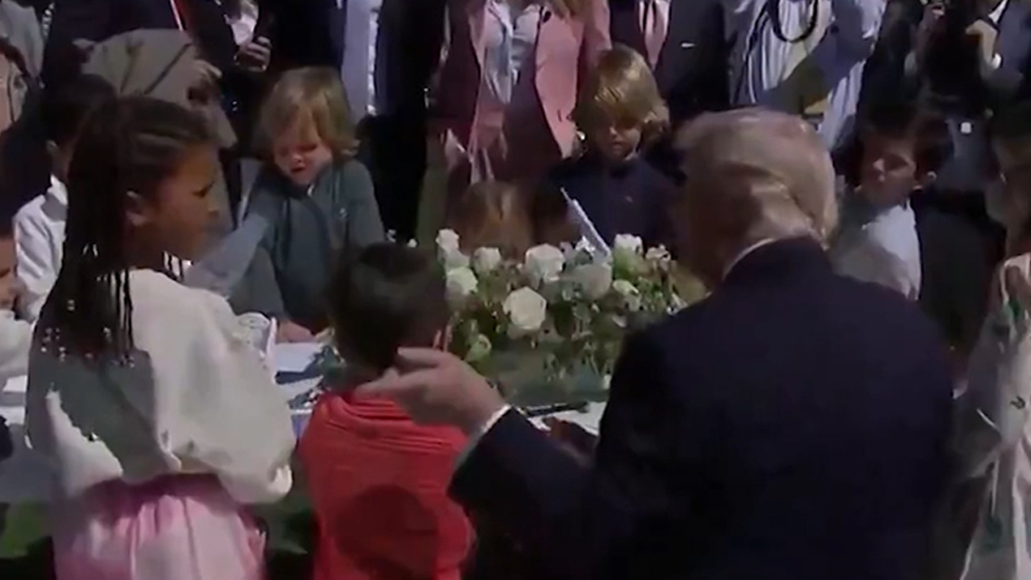 Trump Signs Autographs for Kids at White House Easter Egg&hellip;