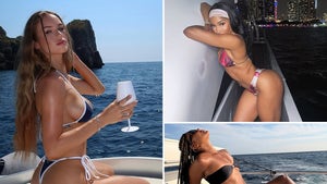 0626-Babes-On-Boats-PRIMARY