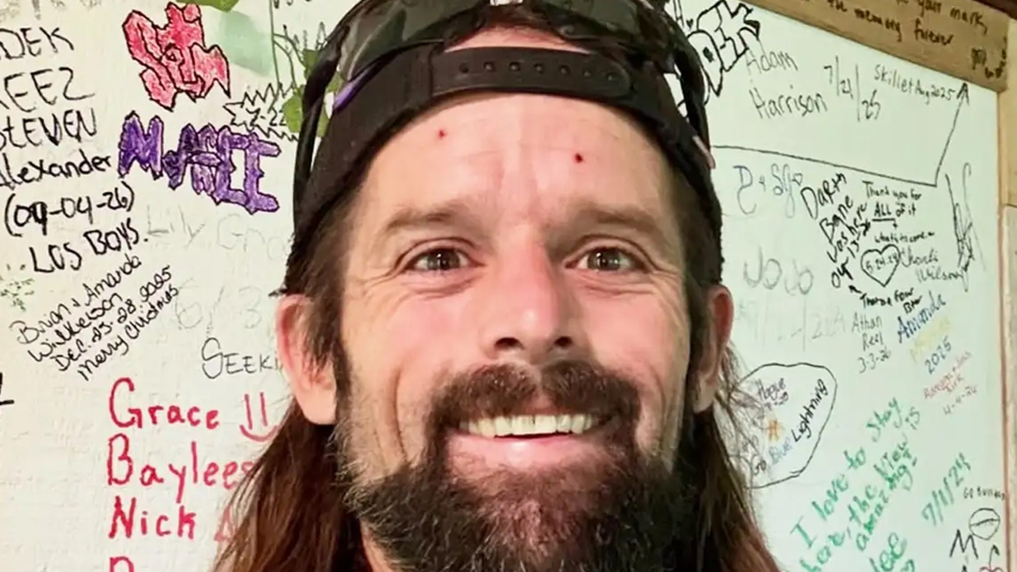 Influencer Joe Felz Dead at 40