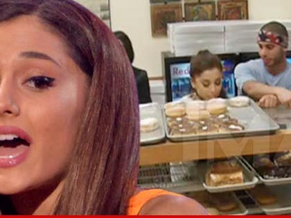 0709-ariana-grande-donuts-01