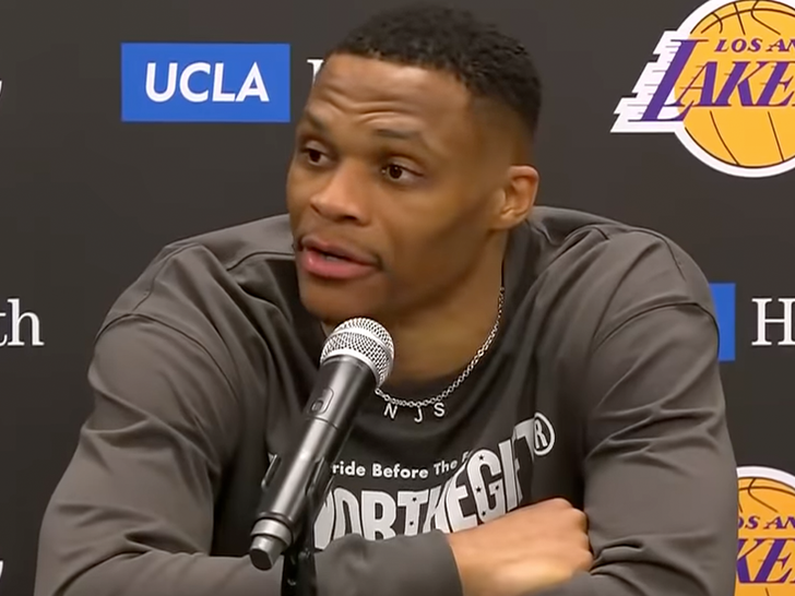 Russell Westbrook Pleads With Fans To Stop 'Westbrick' Taunts, Magic Shows Support