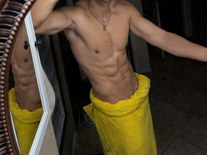 Hot Guys in Towels -- Guess Who!