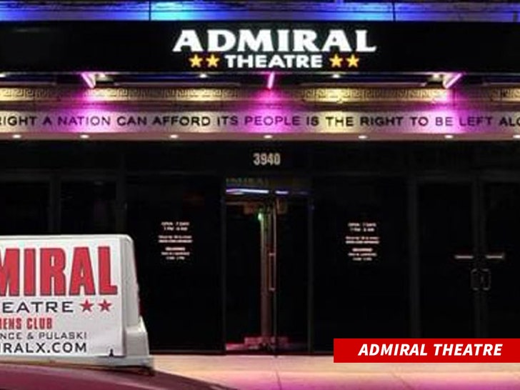 Eksterior Teater Admiral Chicago X 1