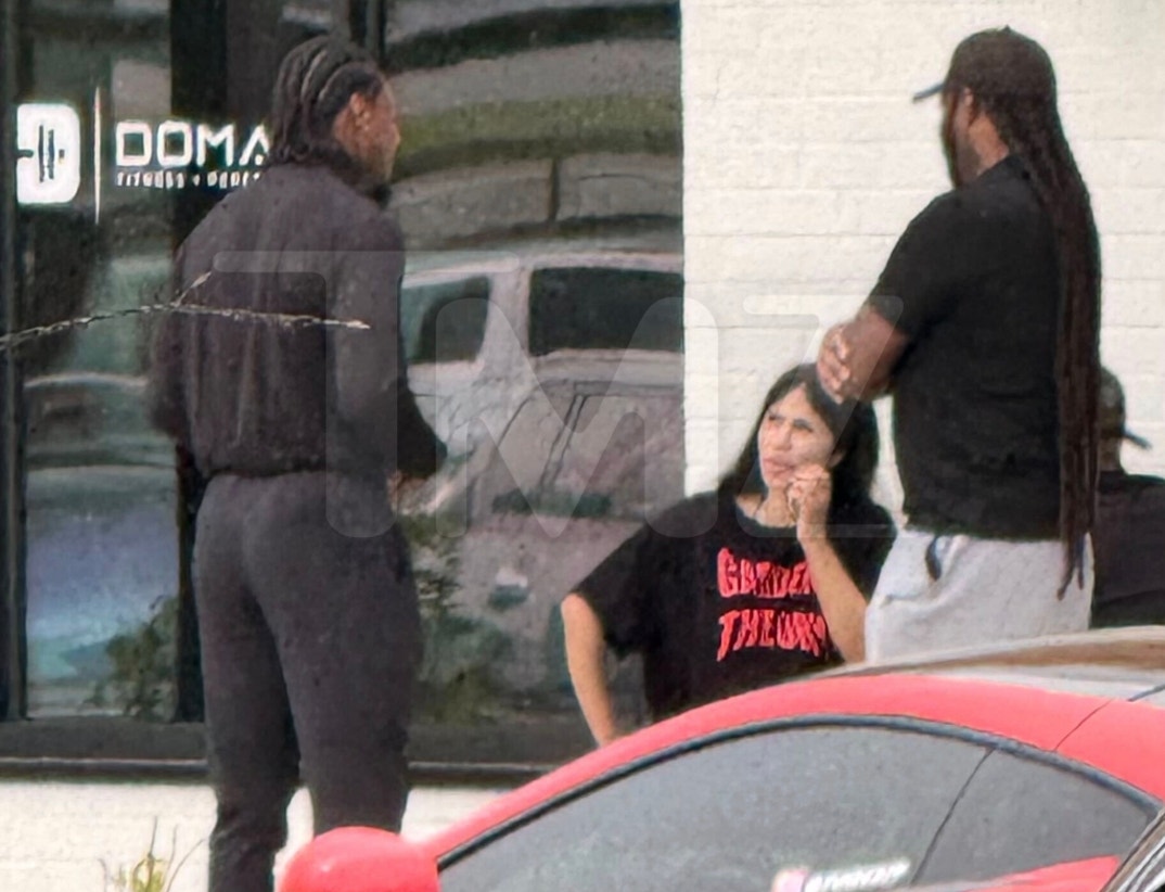 Cardi B and Stefon Diggs Argue Outside 3