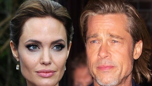 Angelina Jolie Tipped Paparazzi About Her Relationship with Brad Pitt in 2005