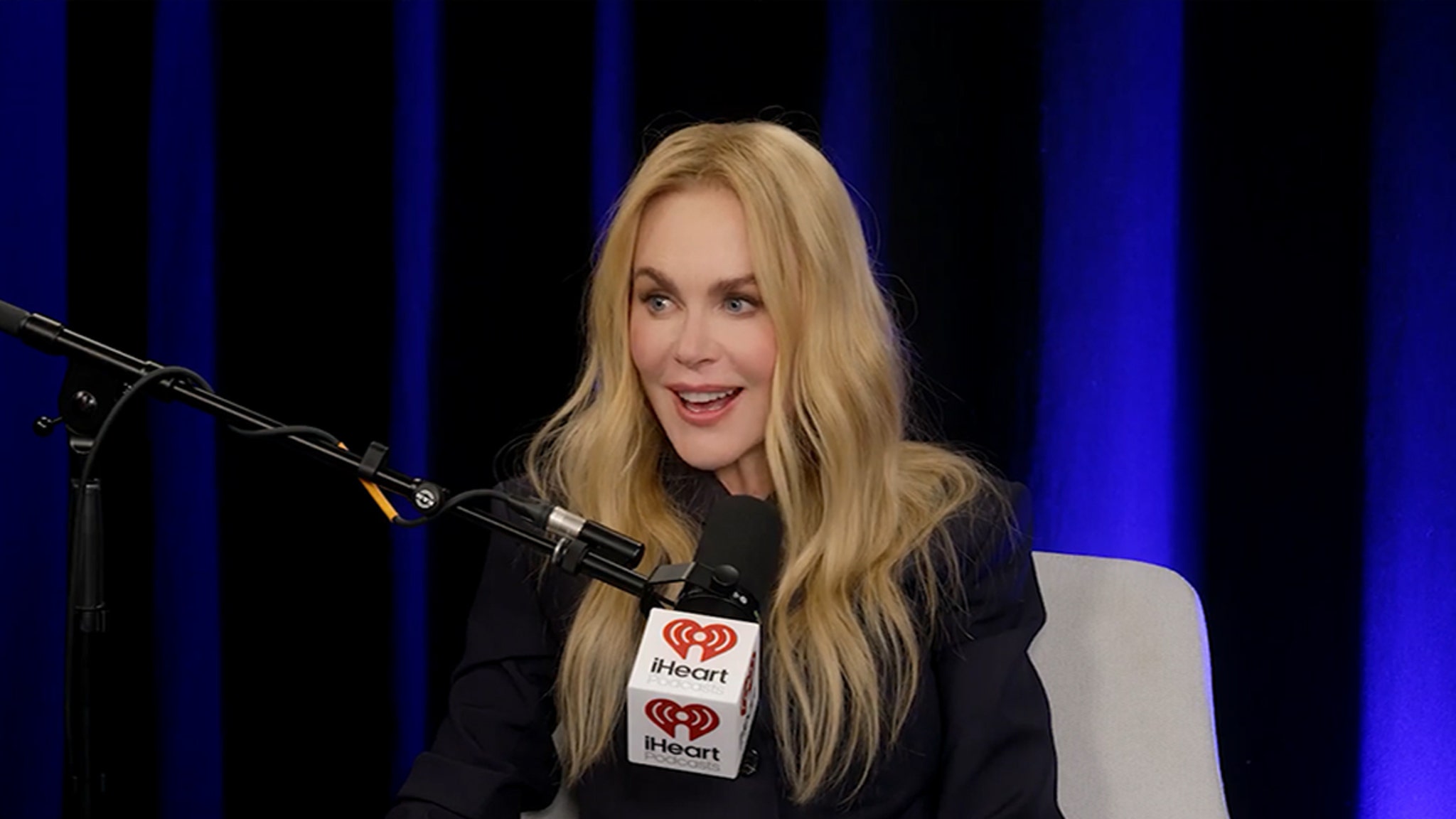 Nicole Kidman Tells 'Las Culturistas' She Can't Stand a Man With Bad Breath
