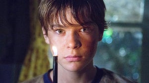 1030-Judah-Lewis-Memba-Them-hero