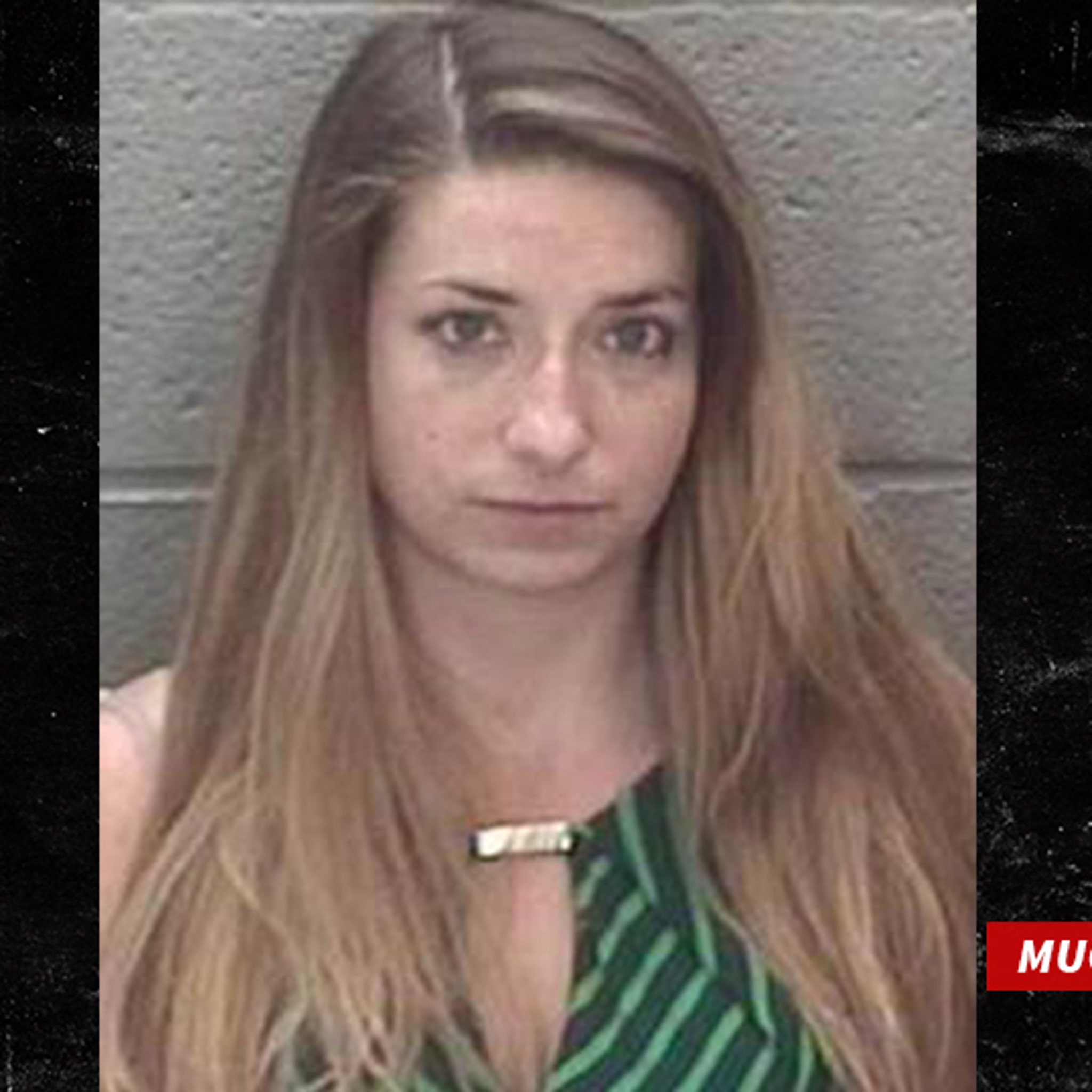 Hot Math Teacher Erin McAuliffe Arrested for Having Sex with 3  