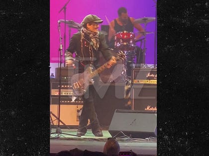 011920-johnny-depp-primary-v2