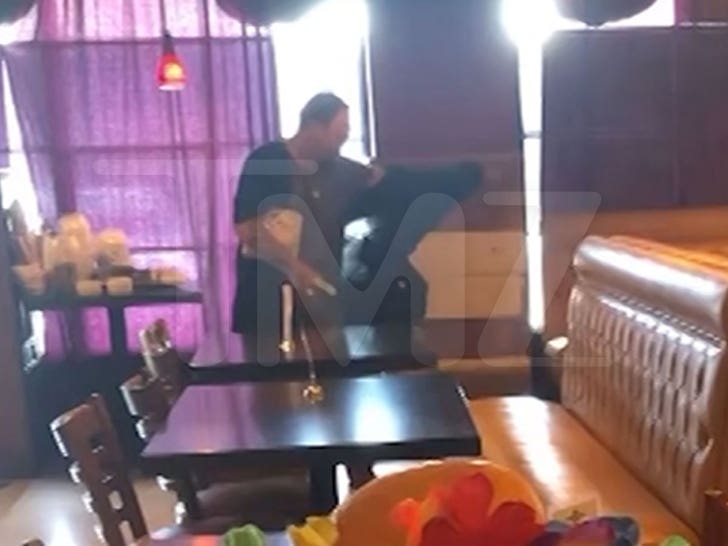 Bam Margera crie à son ex-femme et à son enfant juste avant l’arrestation publique pour intoxication