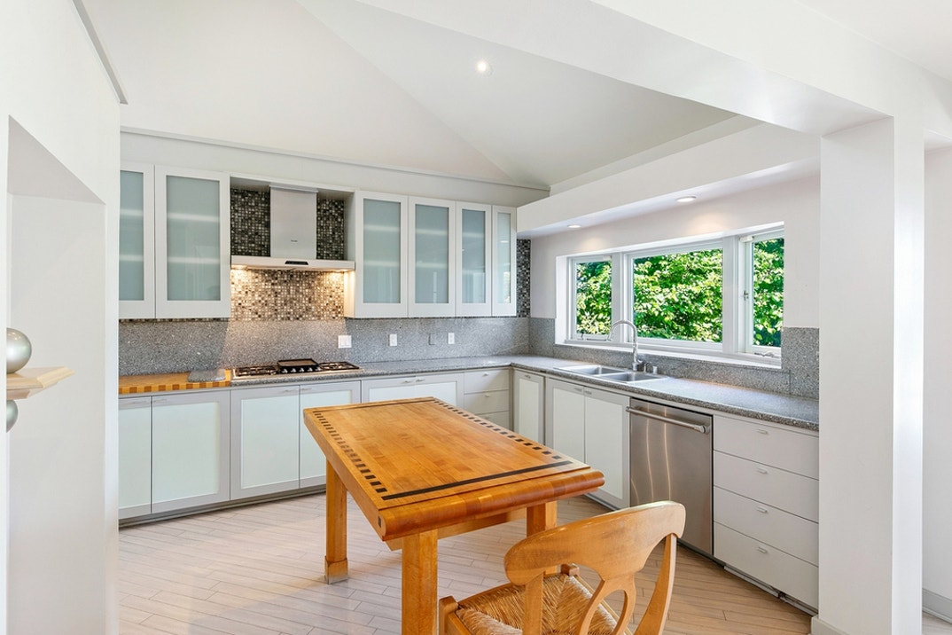 Richard Simmons Home Sale 12