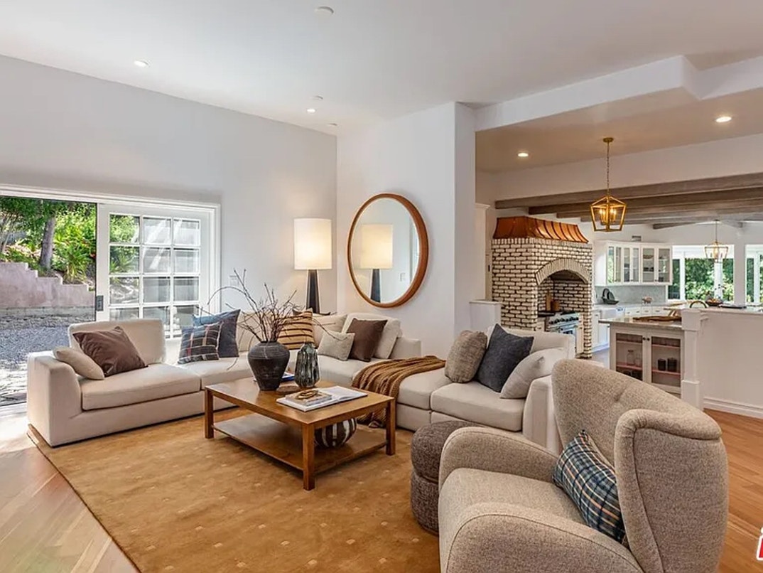 Selena Gomez Encino Home 1