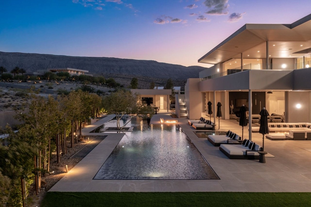 Steve Dimopoulos Home 2