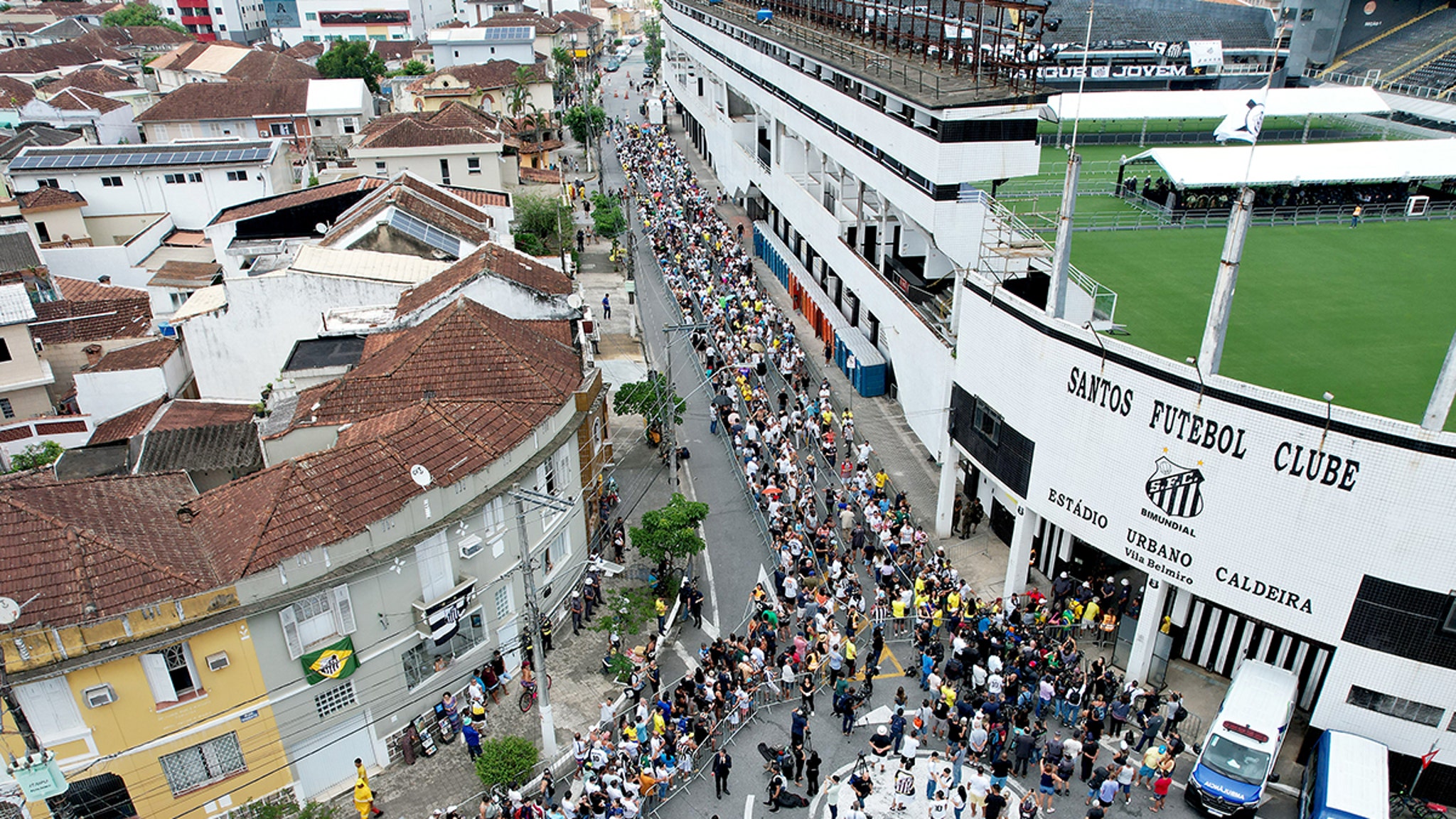 Fans Flood Streets To Mourn Soccer Legend Pele At Funeral In Brazil