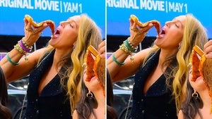 0503-Blake-Lively-Frigin-Diff-hero