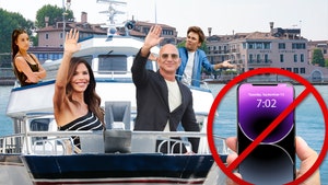 jeff bezos lauren sanchez wedding no phones getty 1