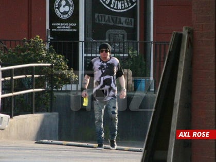 0328-axl-rose-acdc-TMZ-08