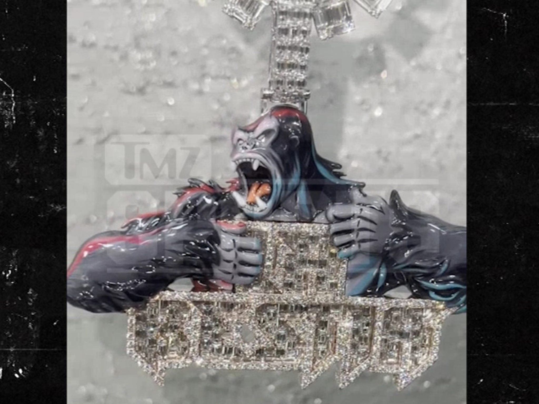 Ronald Acuna Jr. Gets $140k 'La Bestia' Gorilla Chain, Plans To