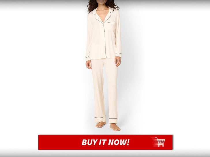 PJ-Set-Sofia-Grainge-Early-Prime-Day-Deals-For-Moms-MAIN