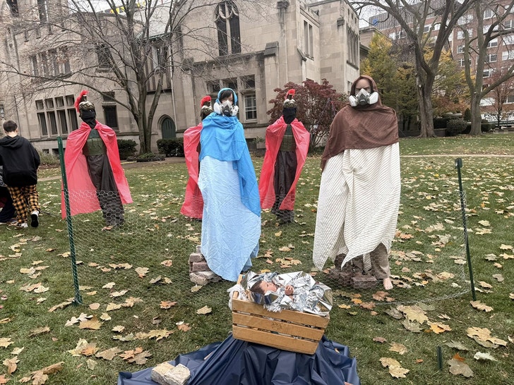manikins Lake Street Church of Evanston 1