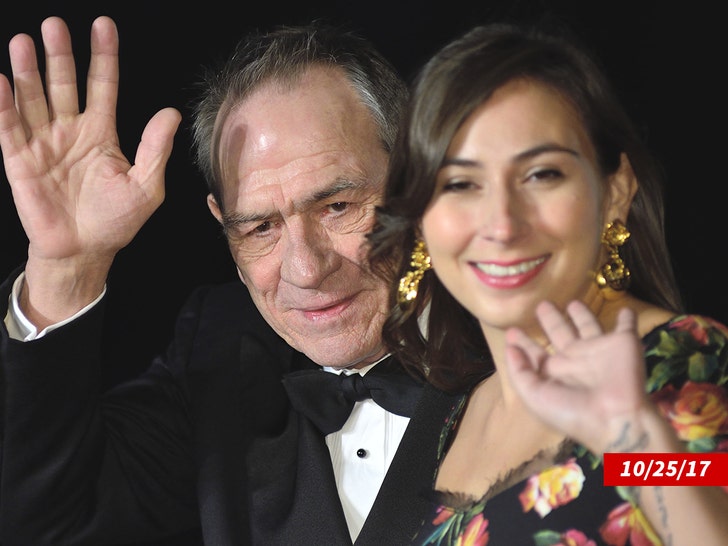 Tommy Lee Jones' Daughter Suffered Suspected OD, Dispatch Audio Reveals 1 tommy lee jones victoria getty sub