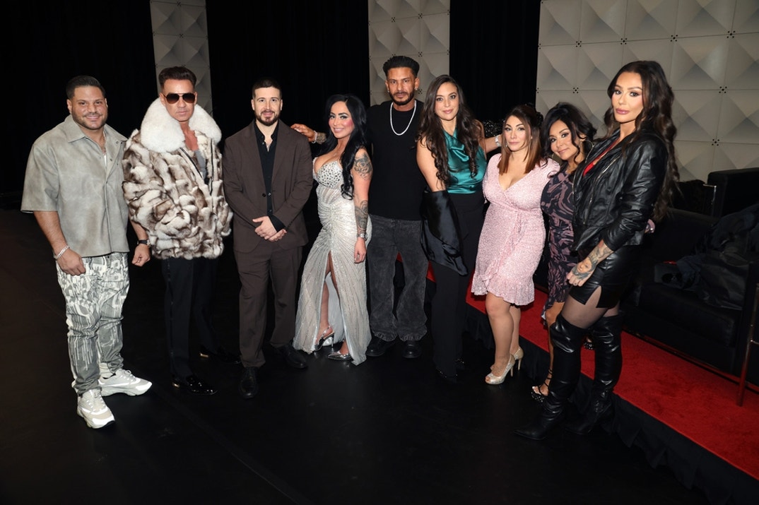 The cast of Jersey Shore Family Vacation hits the stage with comedian Chris Distefano for the first-ever Jersey Shore Roast, filmed live at Hard Rock Atlantic City. Catch all the unfiltered jokes, celebrity surprises, and iconic chaos when it airs on MTV in Spring 2026.

The roast was filmed for an upcoming episode of Jersey Shore Family Vacation, with cameras capturing every raw, hilarious, and totally unfiltered moment.
