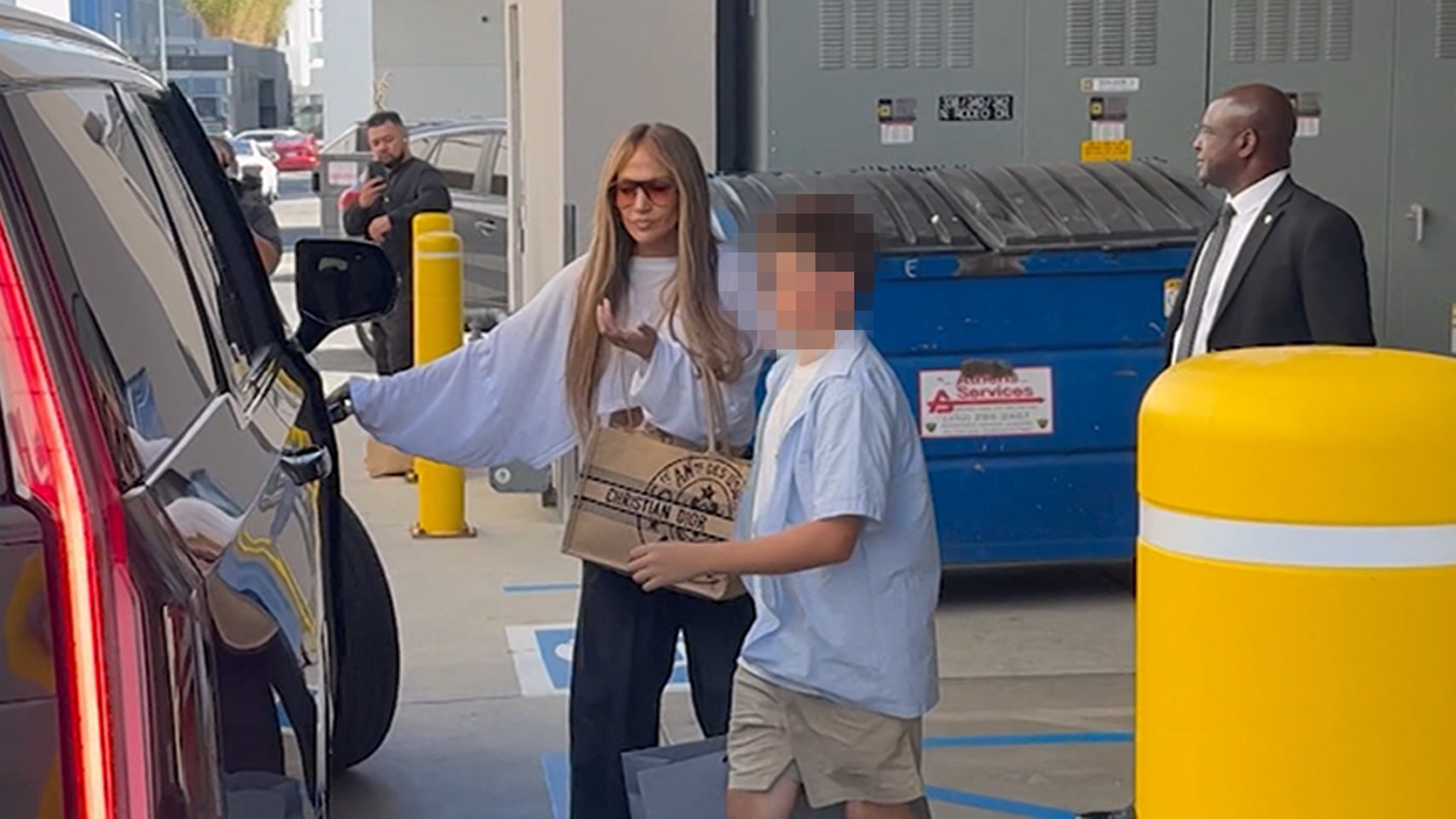 Jennifer Lopez Takes Ben Affleck's Son Samuel to Lunch