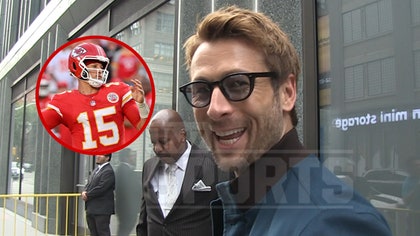 093025_glen_powell_kal