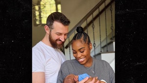 Lauren Speed-Hamilton newborn insta 2