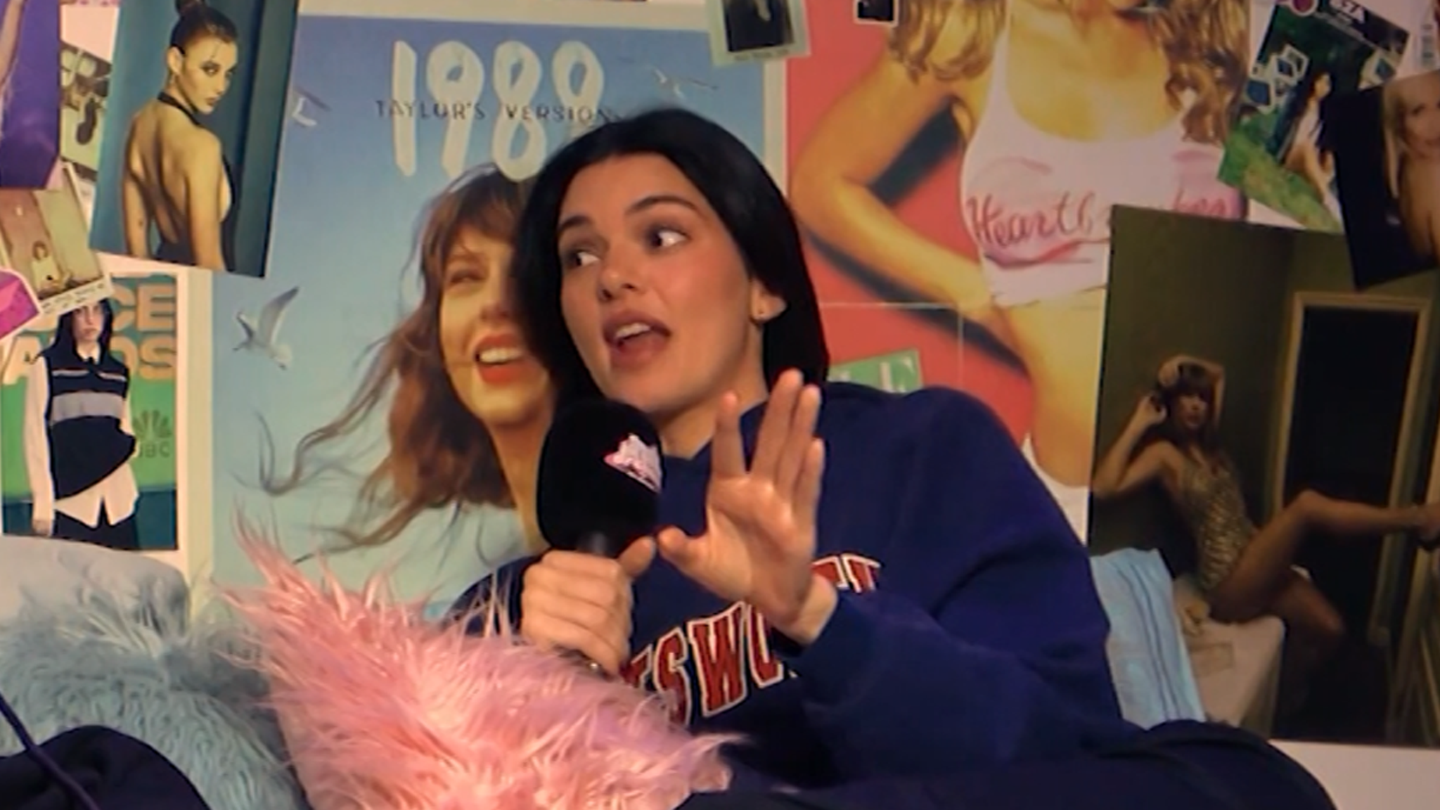 Kendall Jenner zegt dat ze nooit een plastische operatie heeft ondergaan