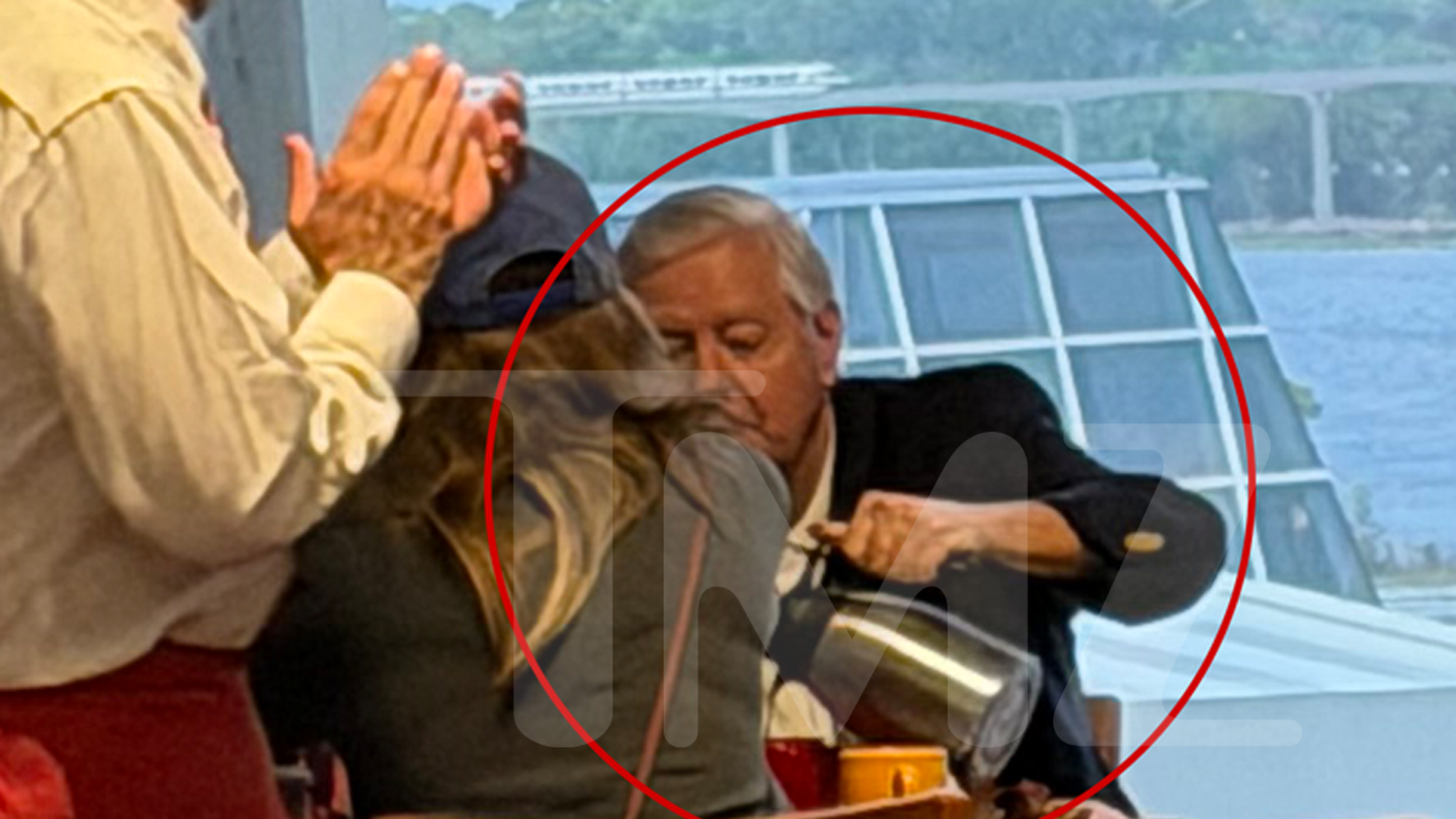 Lindsey Graham op vakantie bij Disney World te midden van de shutdown