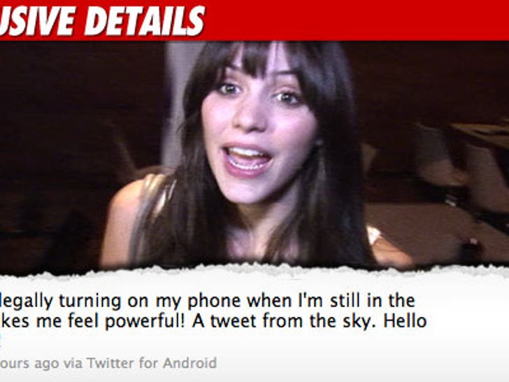 1124_katherine_mcphee_EXD_TMZ_twitter