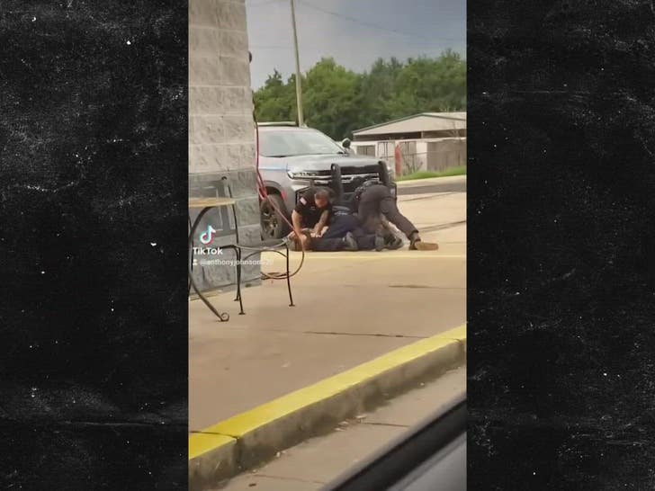 hombre sin hogar golpeado por policías de ar en busca de un abogado