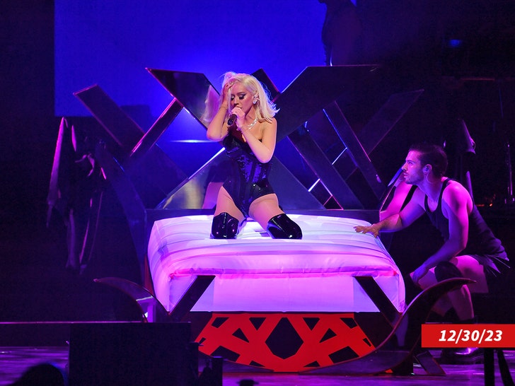 Christina Aguilera performing in vegas 2023