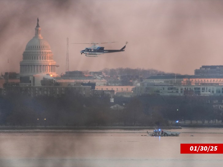 American Airlines Plane Crash Jan30 Morning Shot Getty 1