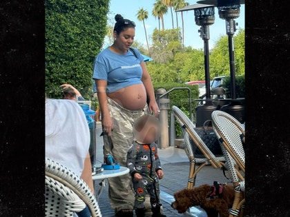 Vanessa Hutchins pregnant tmz wm 2