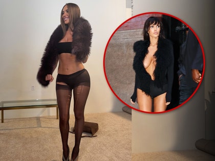 Stassie bianca censori insta bg 1