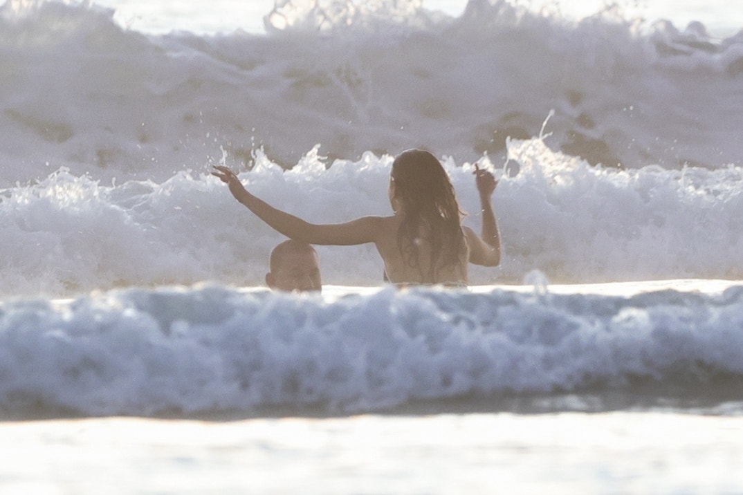 Channing Tatum PDA GF Beach 4