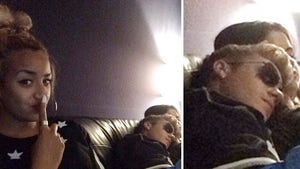 Justin Bieber and Selena Gomez Canoodling in the Studio