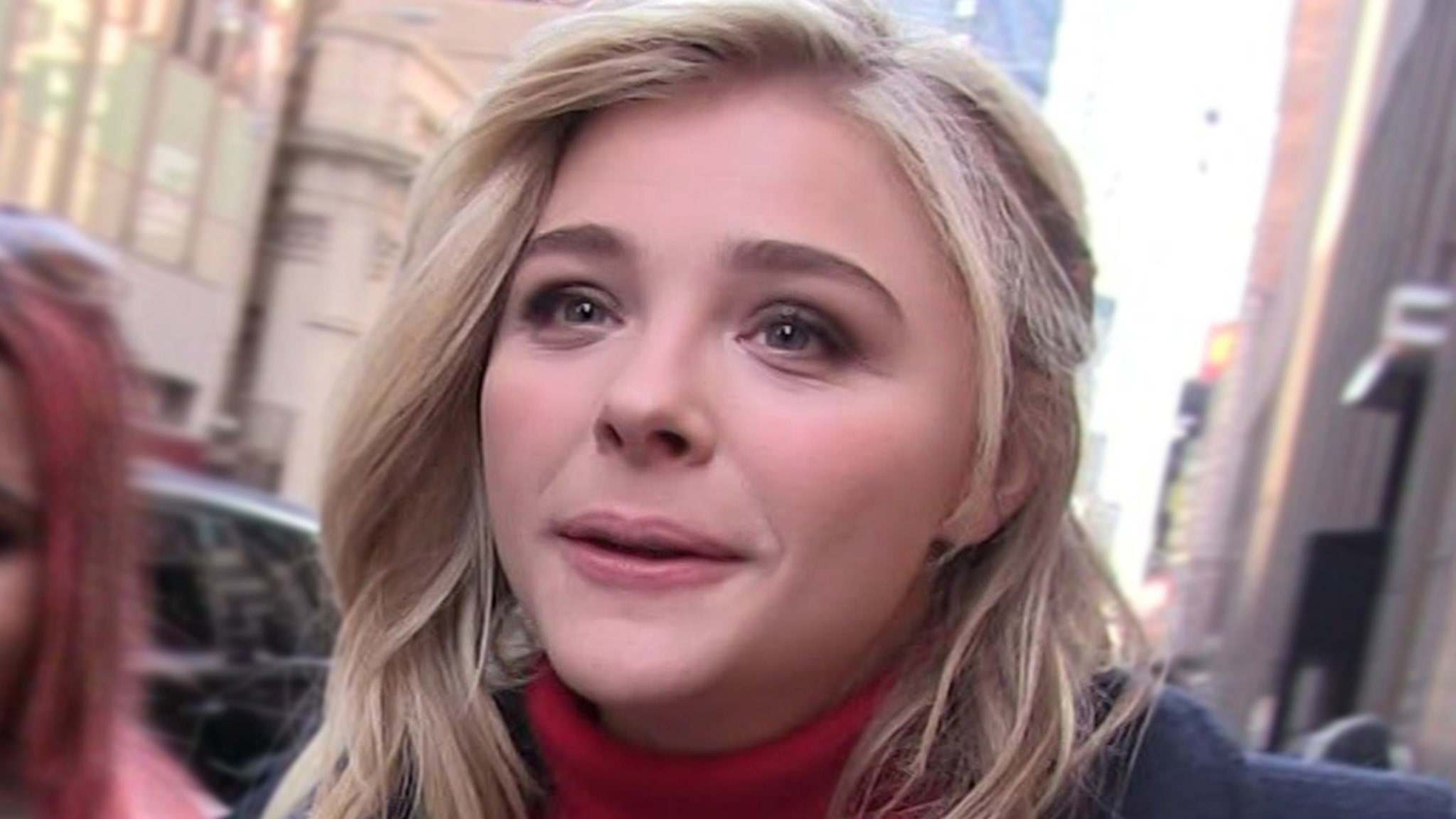 Chloe Grace Moretz blasts mean meme, meme, human body, The celeb said the Family  Guy image that made fun of her body turned her into a recluse🦵🏻