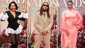0609-2025-BET-Awards-Arrivals-PRIMARY