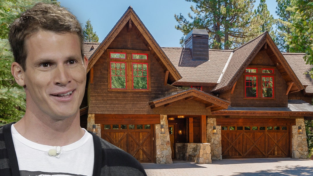 daniel-tosh-getty-Vista-Estate-visuals--Scott-Thompson-1